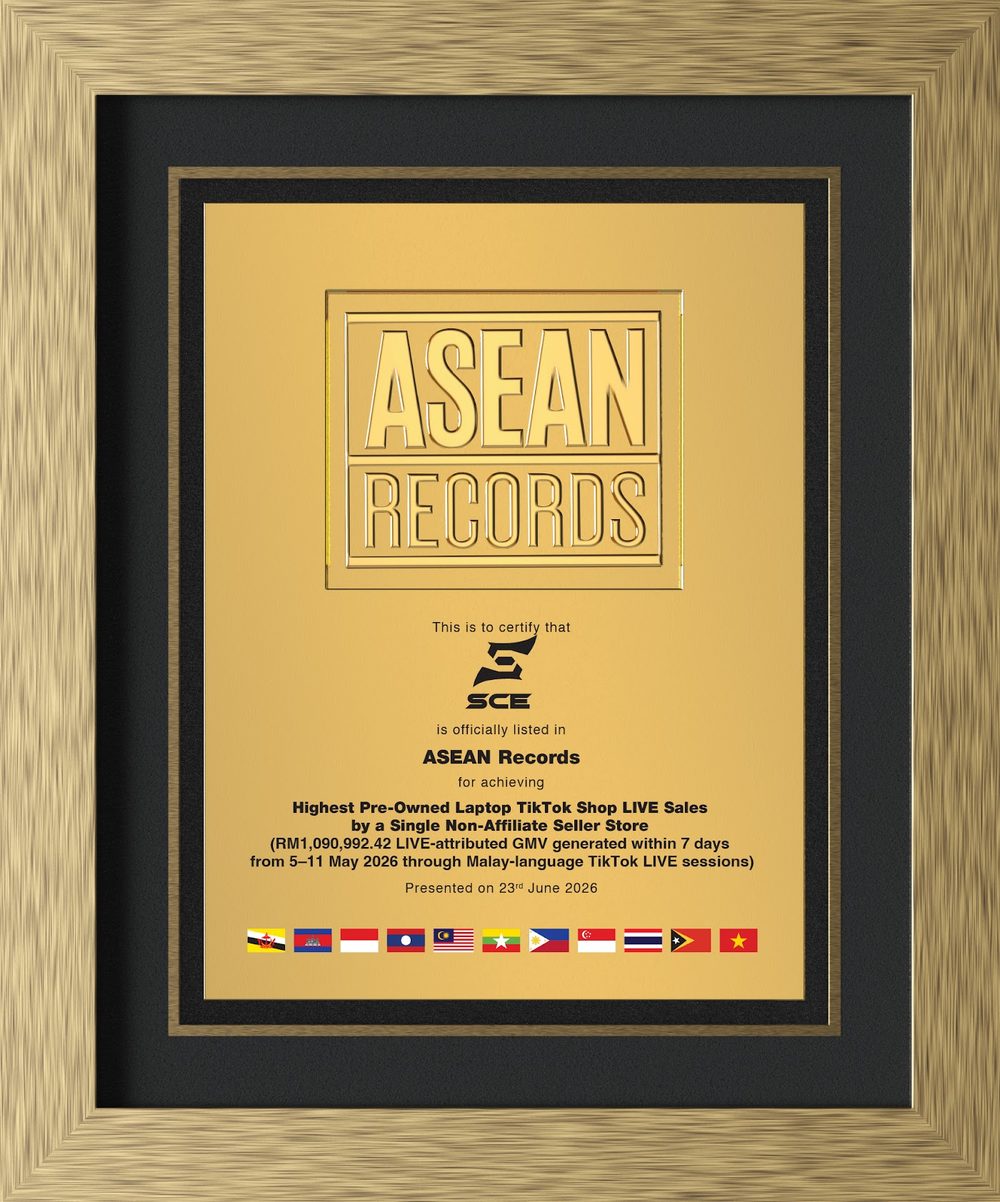 Gold ASEAN Records plaque certifying SCE Distributor's highest pre-owned laptop TikTok Shop LIVE sales