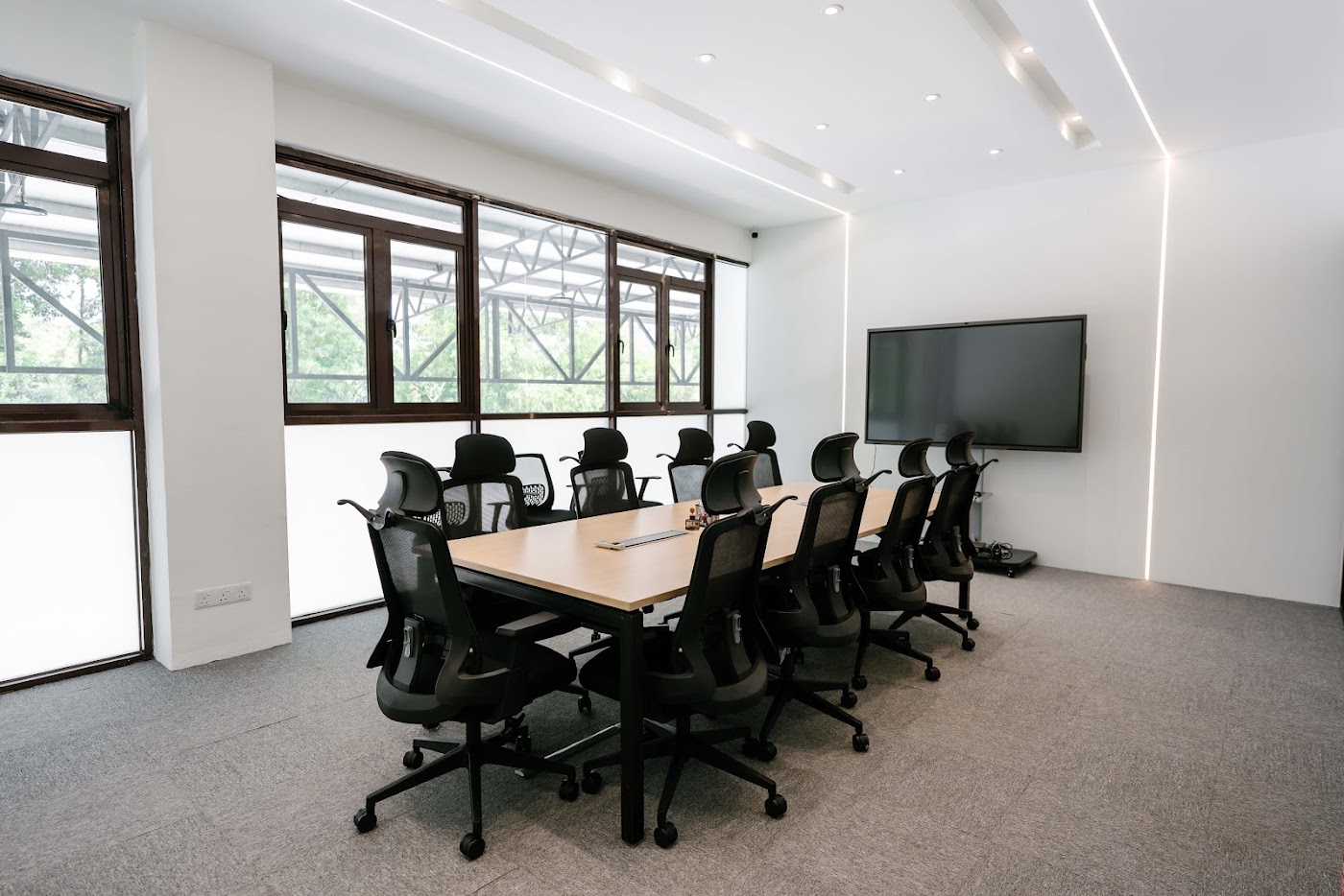 SCE meeting and conference room
